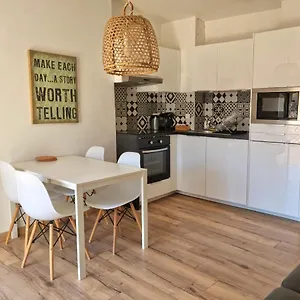 Appartement Un Balcon Sur Les Toits D'aix, Aix-en-Provence
